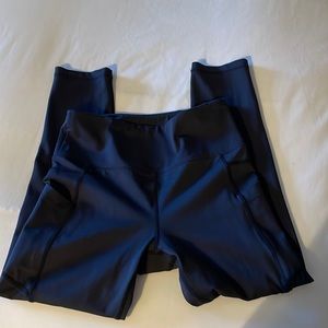 Zyia light n tight with pockets